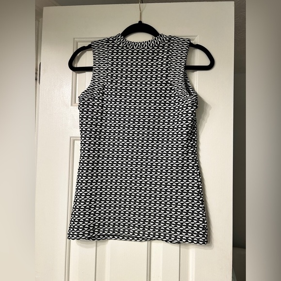 NWT Maeve Anthropologie Women's Sleeveless White Black Knit Geometric Blouse XS - Picture 7 of 7